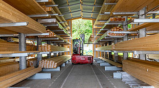 Estantes cantilever para mercadorias longas