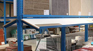 Estante cantilever dupla face