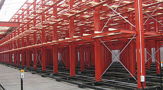 Estantes cantilever móveis
